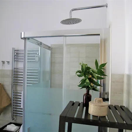 Castro Chic House * روما